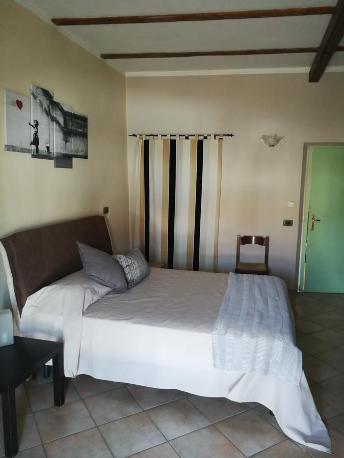 Locanda Montecarlo Lesegno Eksteriør billede